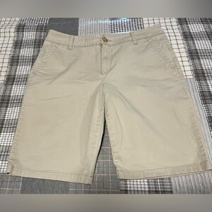 🐚 Liz Claiborne Khaki Shorts